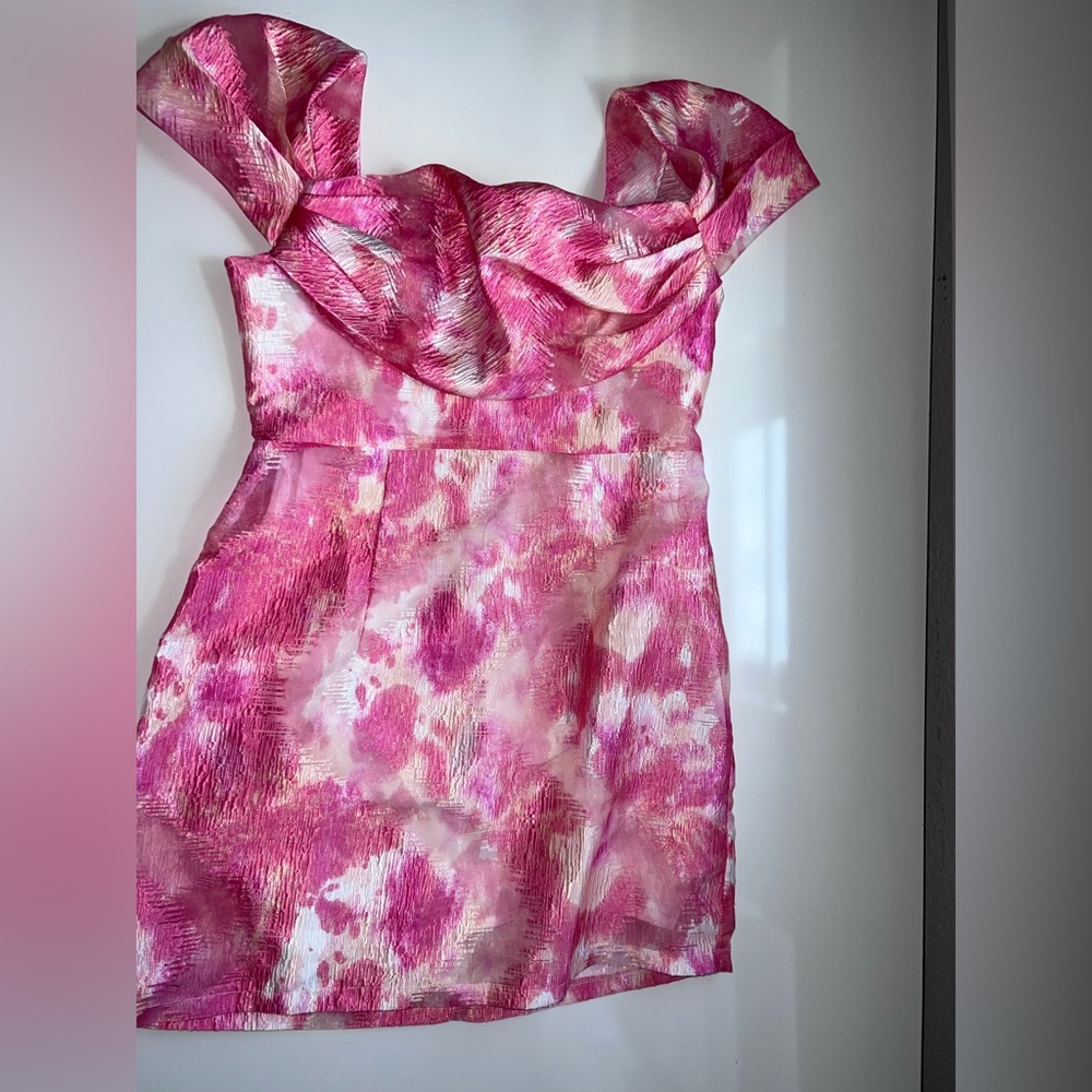 Misses (M) Hello Molly Watercolor Pink and White Mini Dress
